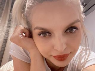 DouceAmelia - Live porn &amp; sex cam - 17275314