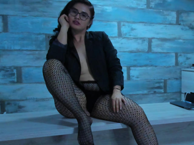 FrancheskaPierce - Live porn &amp; sex cam - 17276118