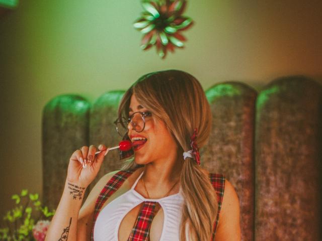 SofiCortez - Live porn &amp; sex cam - 17278598