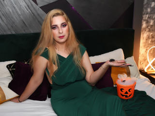 HelenaKim - Live sexe cam - 17283186