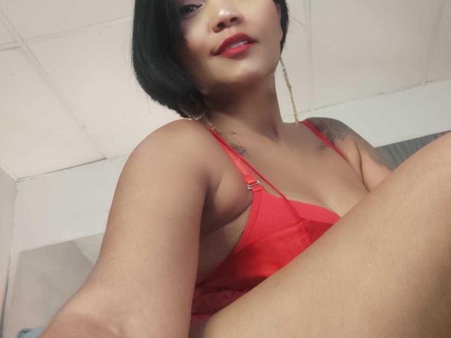 ShalomExoticX - сексуальная веб-камера в реальном времени - 17289378