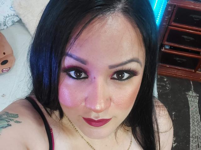 LucianaDiiaz69 - Live sex cam - 17291714
