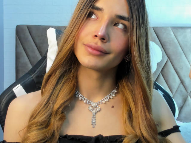 MissAntonella69 - Sexe cam en vivo - 17298242