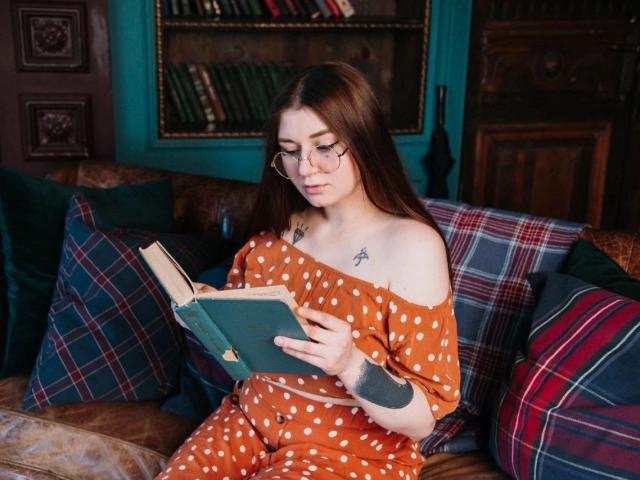 AlisaBirch - Live sex cam - 17317850