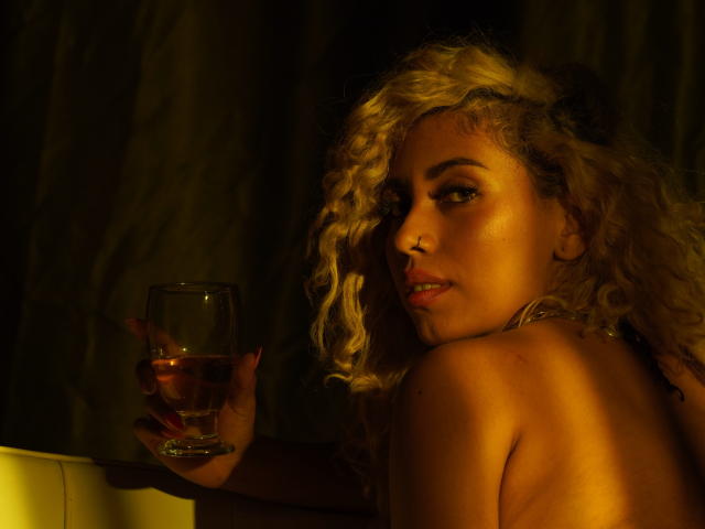 LilithWalker - Live Sex Cam - 17318162