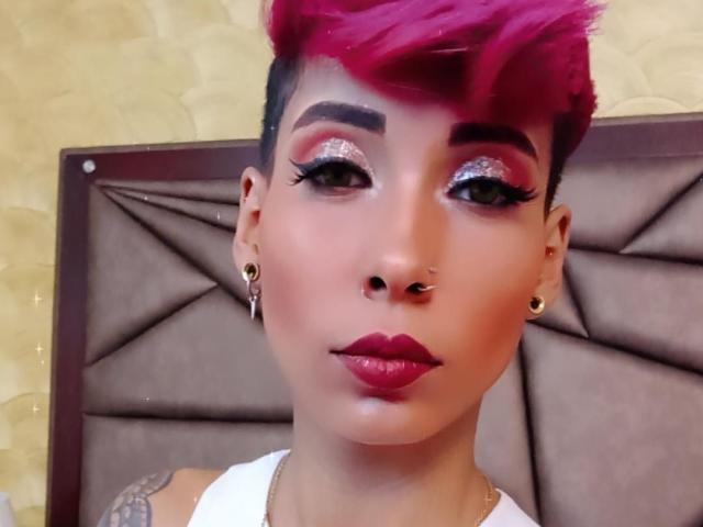 GabyCollins - Live sex cam - 17329494