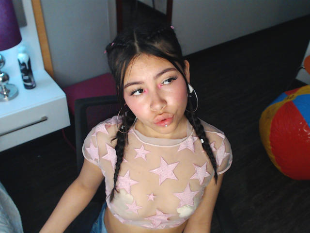 ZoeLourent - Live sex cam - 17338714