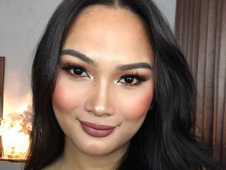 EucenieWarner - Live porn &amp; sex cam - 17339558