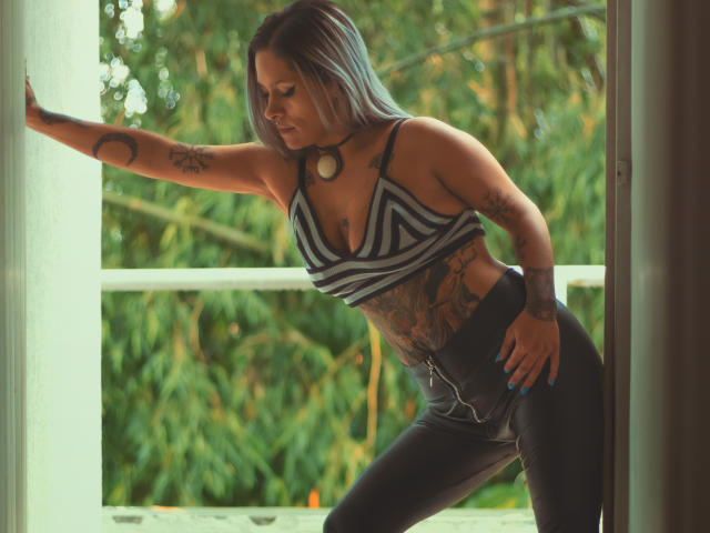 AmelieBlake - Live porn &amp; sex cam - 17346590