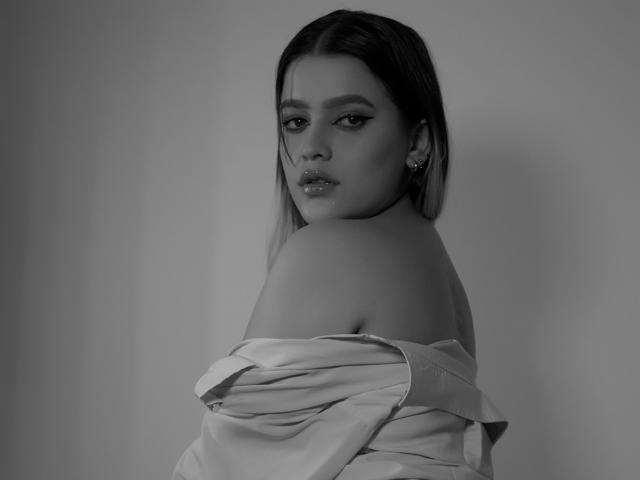 KimSummer - Live sexe cam - 17346630