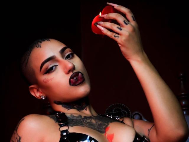 RoseFromHell - Live sex cam - 17358070