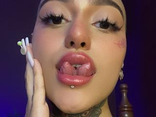 RoseFromHell - Live sex cam - 17358074
