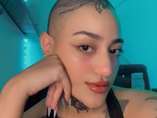 RoseFromHell - Live sex cam - 17358142
