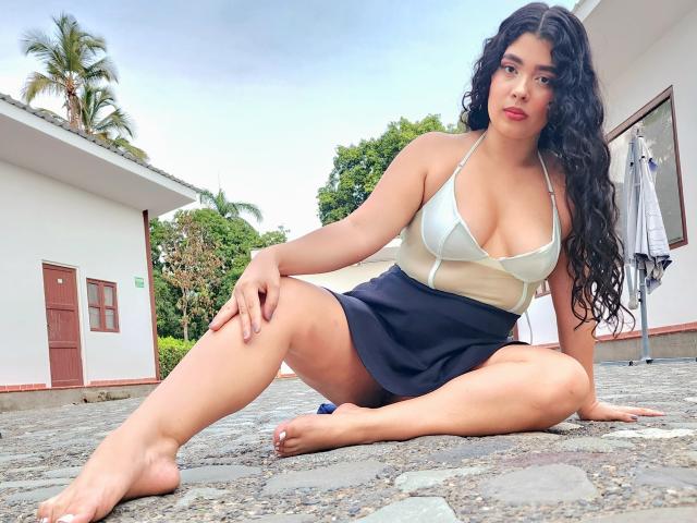 AgathaColinss - Live sex cam - 17359250