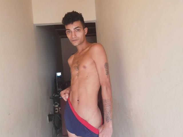 JhonnyTudson - Live porn &amp; sex cam - 17360150