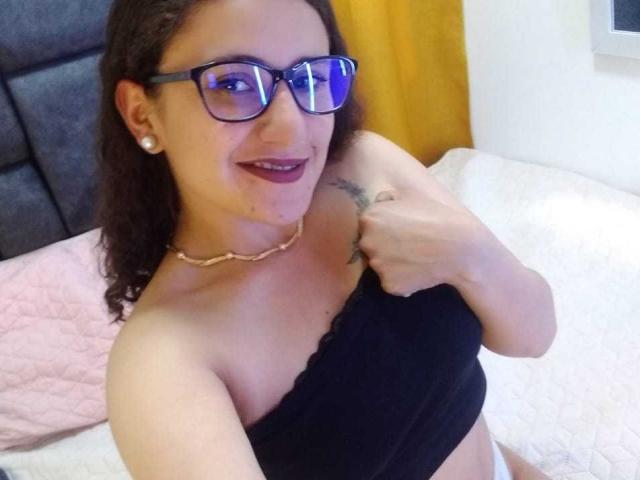 AmbertFerria - Live sex cam - 17367702