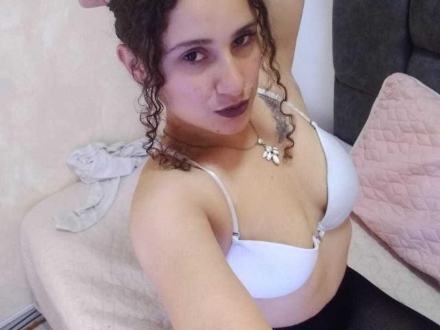 AmbertFerria - Live sex cam - 17367706