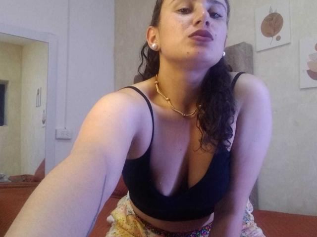 AmbertFerria - Live sex cam - 17367730