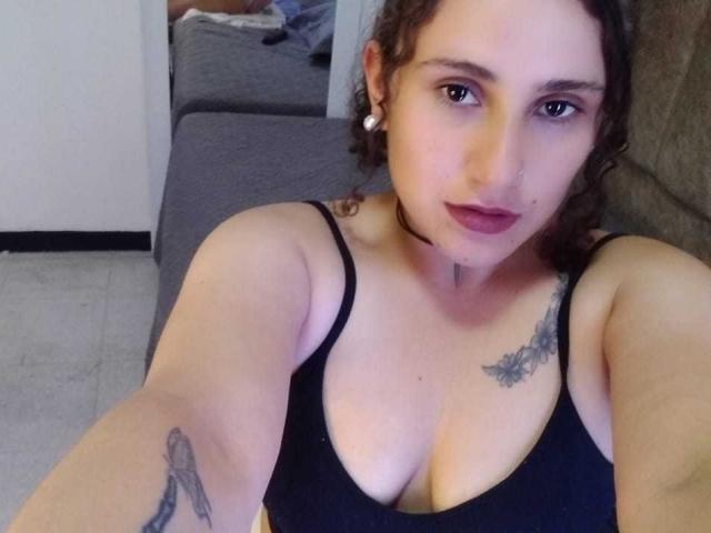 AmbertFerria - Live sex cam - 17367742