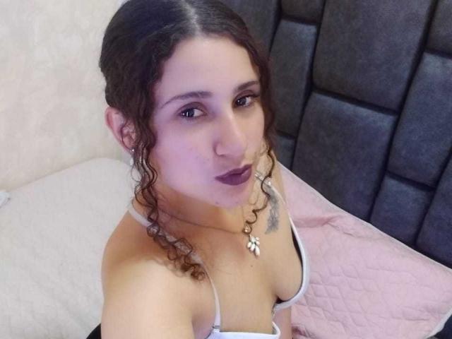 AmbertFerria - Live sex cam - 17367886