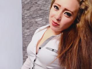 MiaKalov - Live porn & sex cam - 17369818