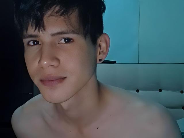 TaysonManuel - Live sex cam - 17372510