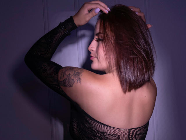 EmilyBrrown - Live porn &amp; sex cam - 17376278