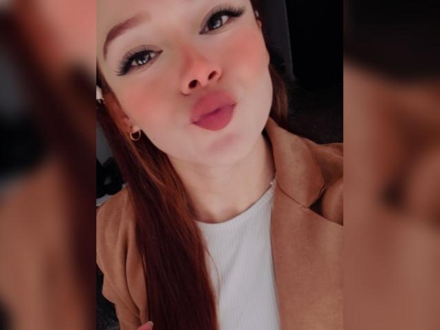 ScarlettAdamms - Live sex cam - 17376622