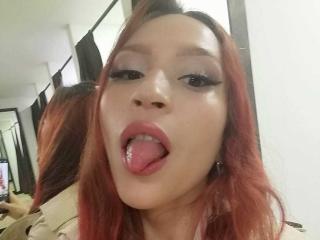 ZoeValeriius - Live Sex Cam - 17377946