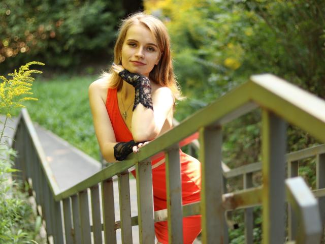 MargaritaKis - Live Sex Cam - 17378346