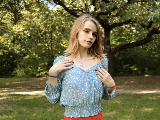 MargaritaKis - Sexe cam en vivo - 17378762