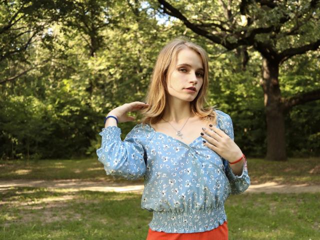 MargaritaKis - Live sexe cam - 17378766