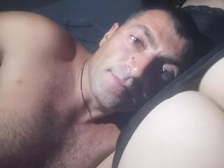 ArtemVeranika - Live sex cam - 17381106