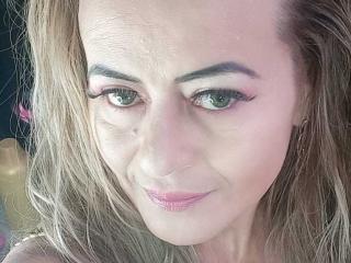 Maghenta - Live sex cam - 17384450