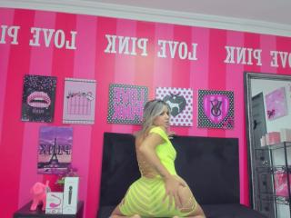 SashaPolet - Live porn & sex cam - 17385282