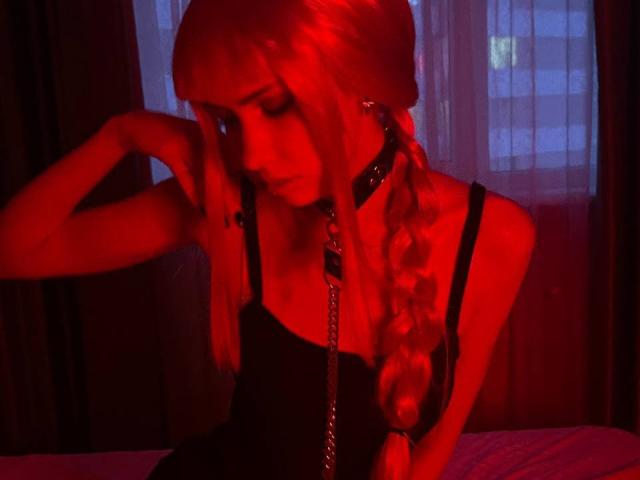 LillyLoves - Live sex cam - 17385618