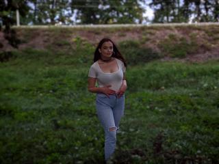 CalypsoNJones - Live porn &amp; sex cam - 17389246