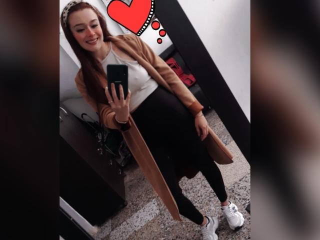 ScarlettAdamms - Sexe cam en vivo - 17393326