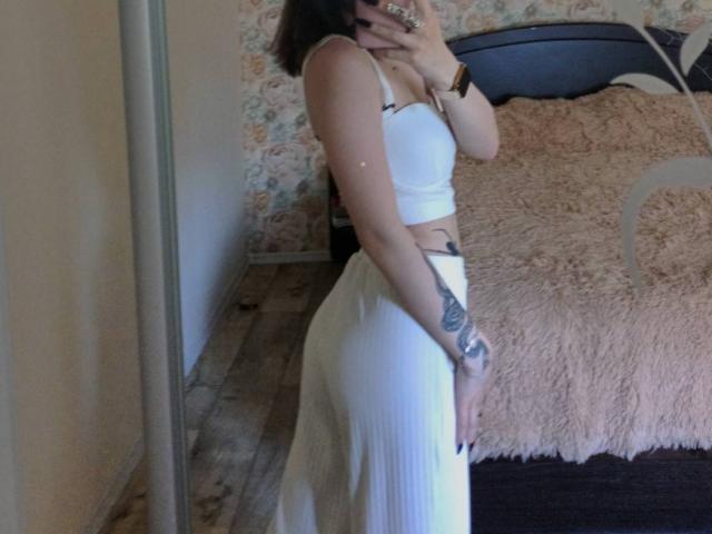 MilenaaMoon - Live sex cam - 17396290