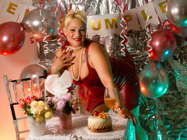 GianellaCox - Live Sex Cam - 17398678