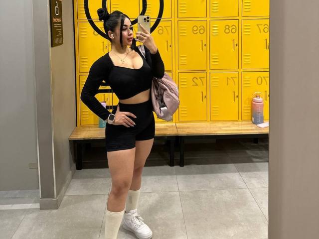 LyaWhite - Live sex cam - 17399778