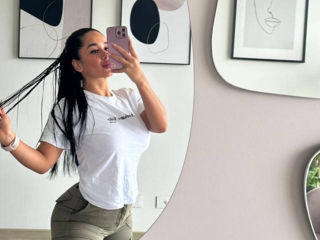 LyaWhite - Live sex cam - 17399890