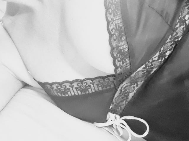 ApoloniaRed - Live Sex Cam - 17407250