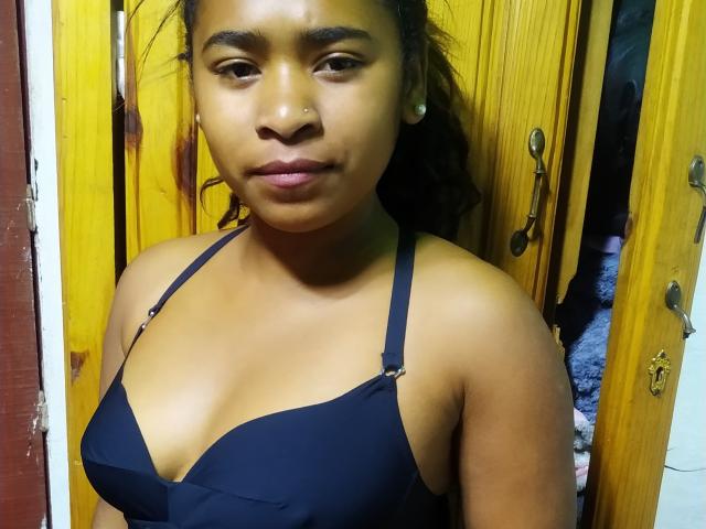Franciska - Live porn &amp; sex cam - 17415246