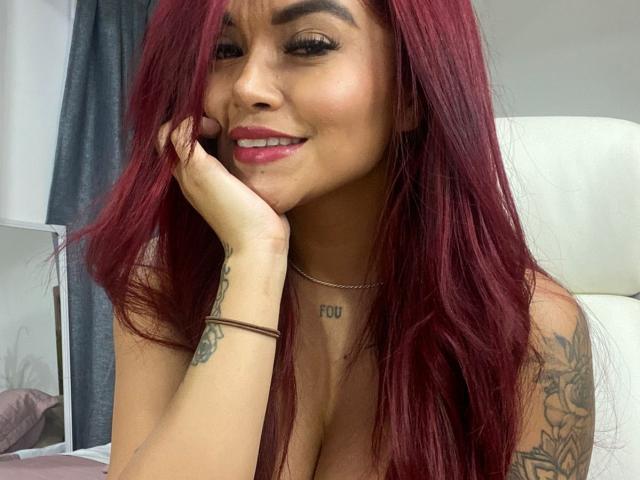 MajoJones - Live sex cam - 17438110