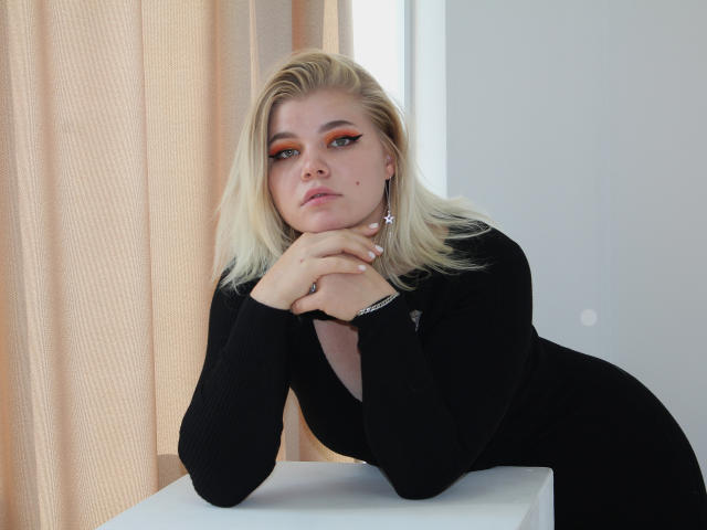 AmberGardner - Sexe cam en vivo - 17448238