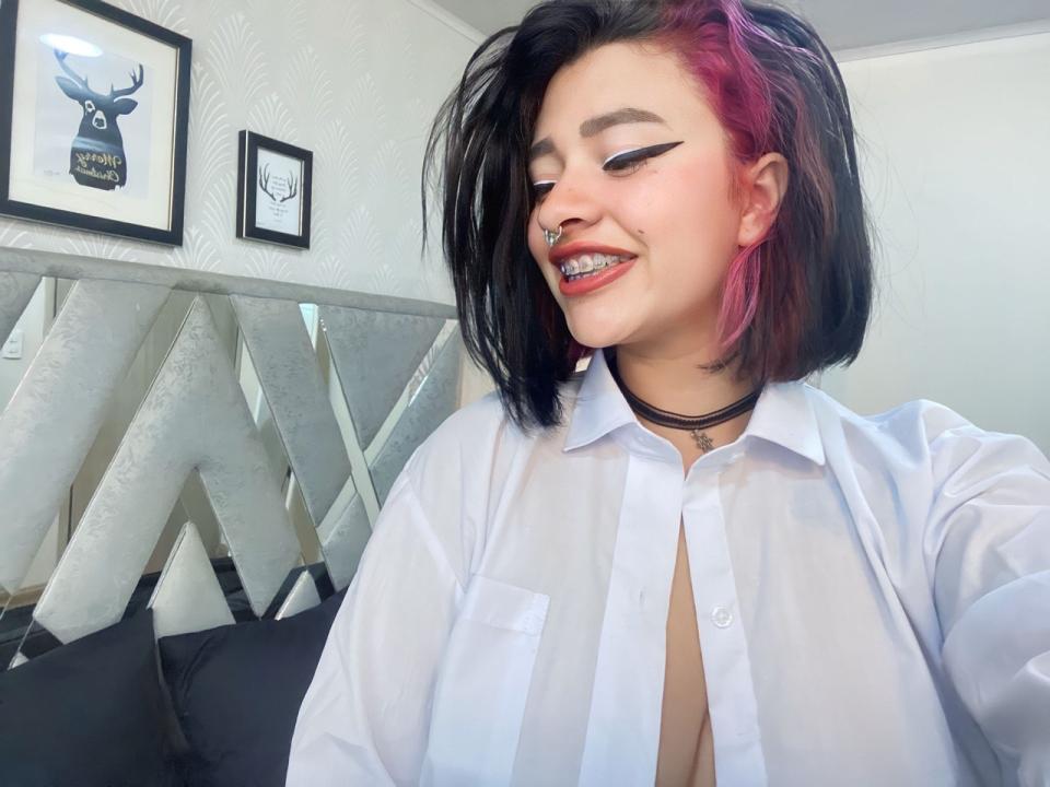 CarlottaFiore - Sexe cam en vivo - 17451710