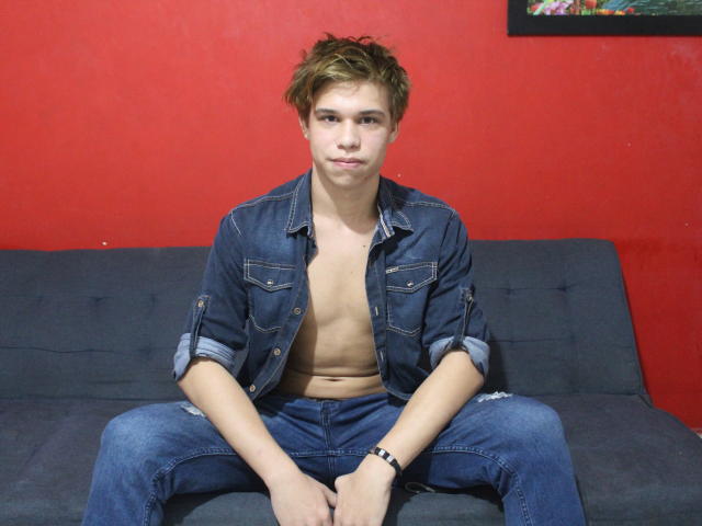 LeoDavis - Sexe cam en vivo - 17456702