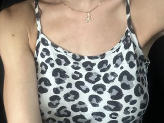 BellaJulls - Live porn & sex cam - 17468094