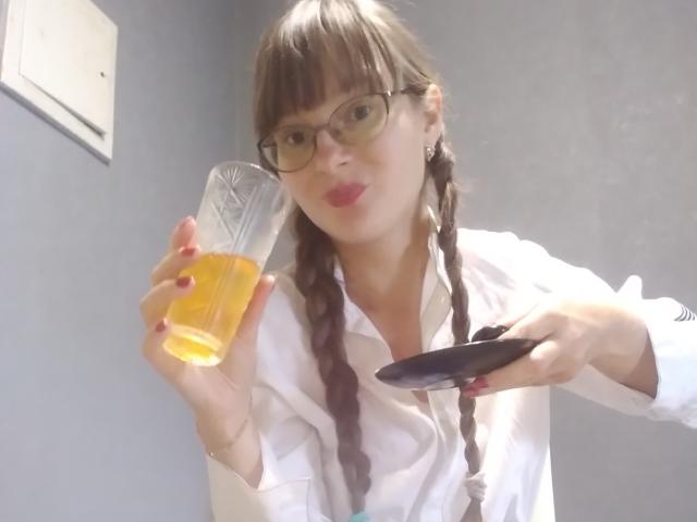 KiraGoldens - Live porn &amp; sex cam - 17483798